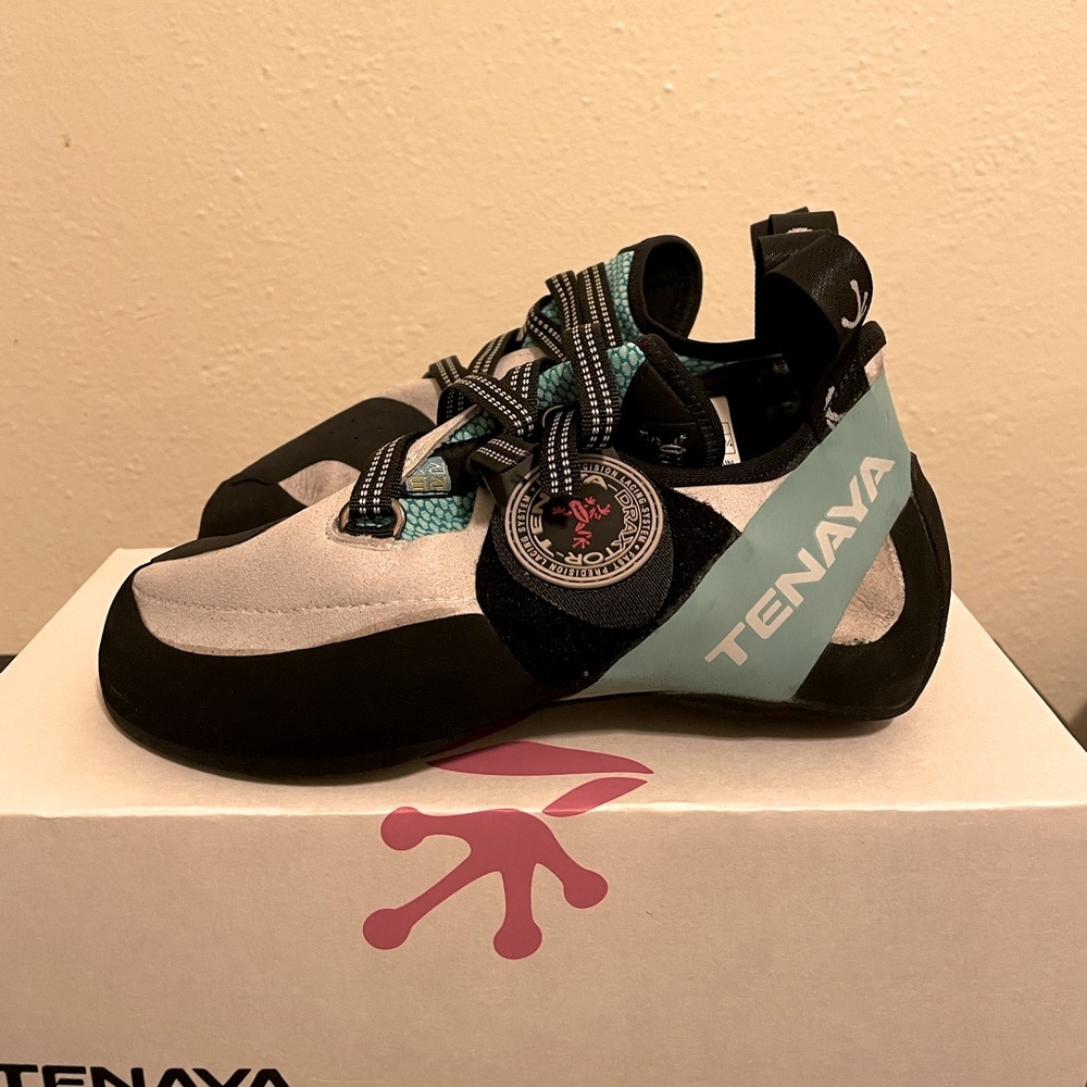 Tenaya Oasi LV shoes size W 5.5, M 4.5 , EU 46.25